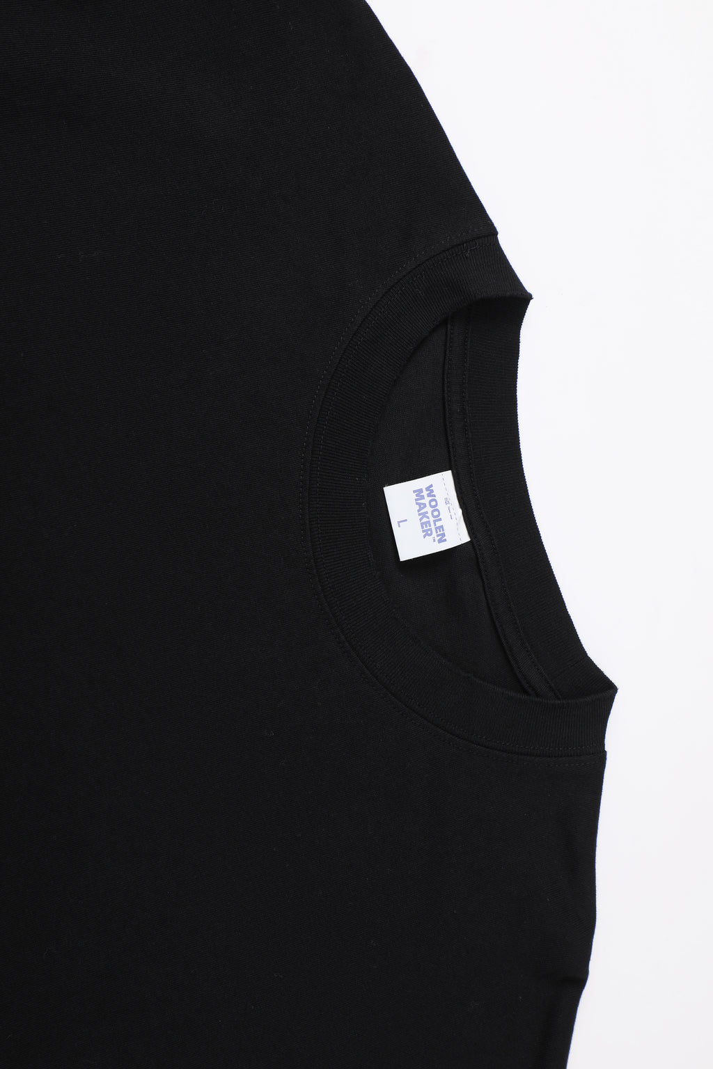 【綿100%】長袖 ポケットTシャツ | 肌触りの良い ブラックで温もりのある ルーズフィット