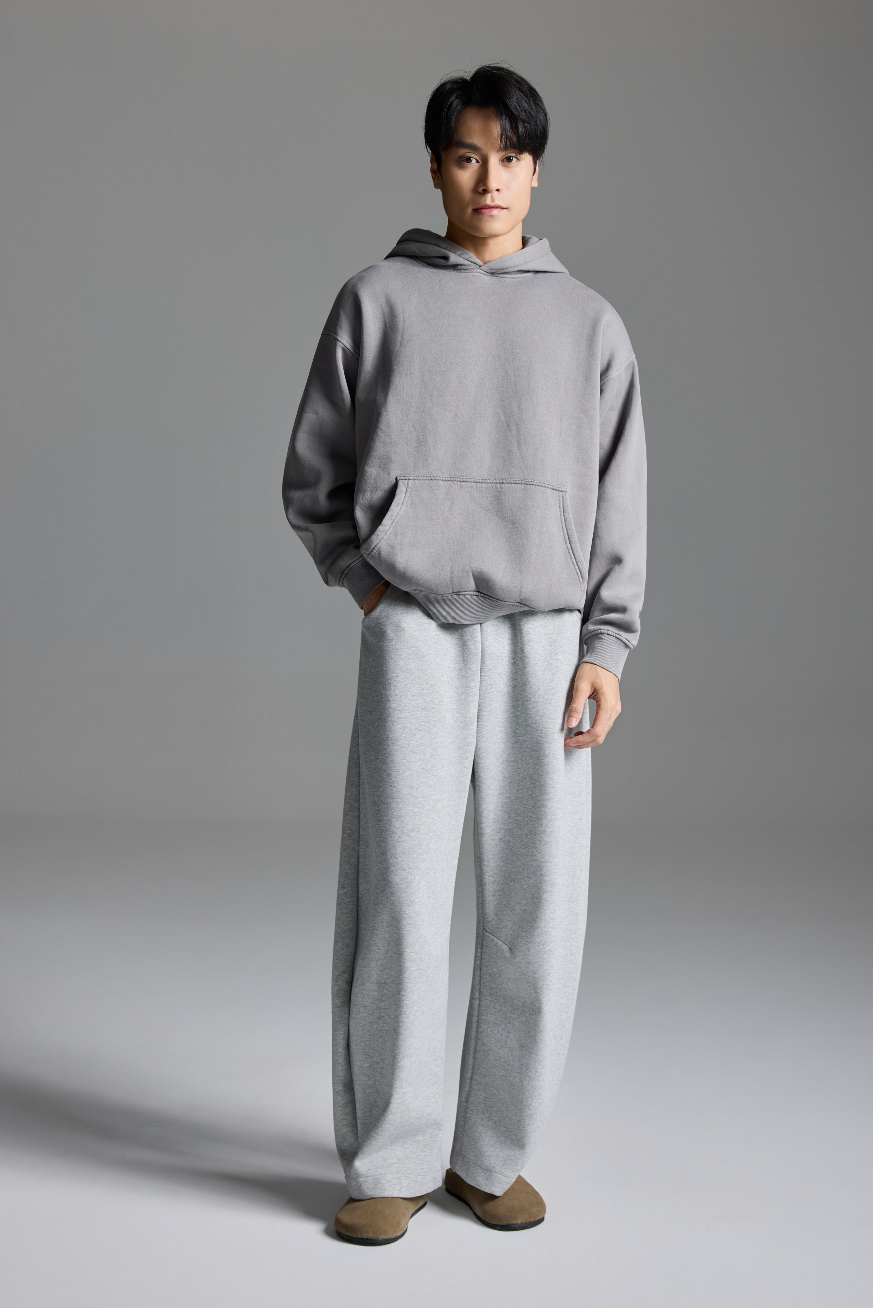 【ゆったり着心地】LINDEN の スウェットパンツ グレー | おしゃれなスポーツウェア 普段使い