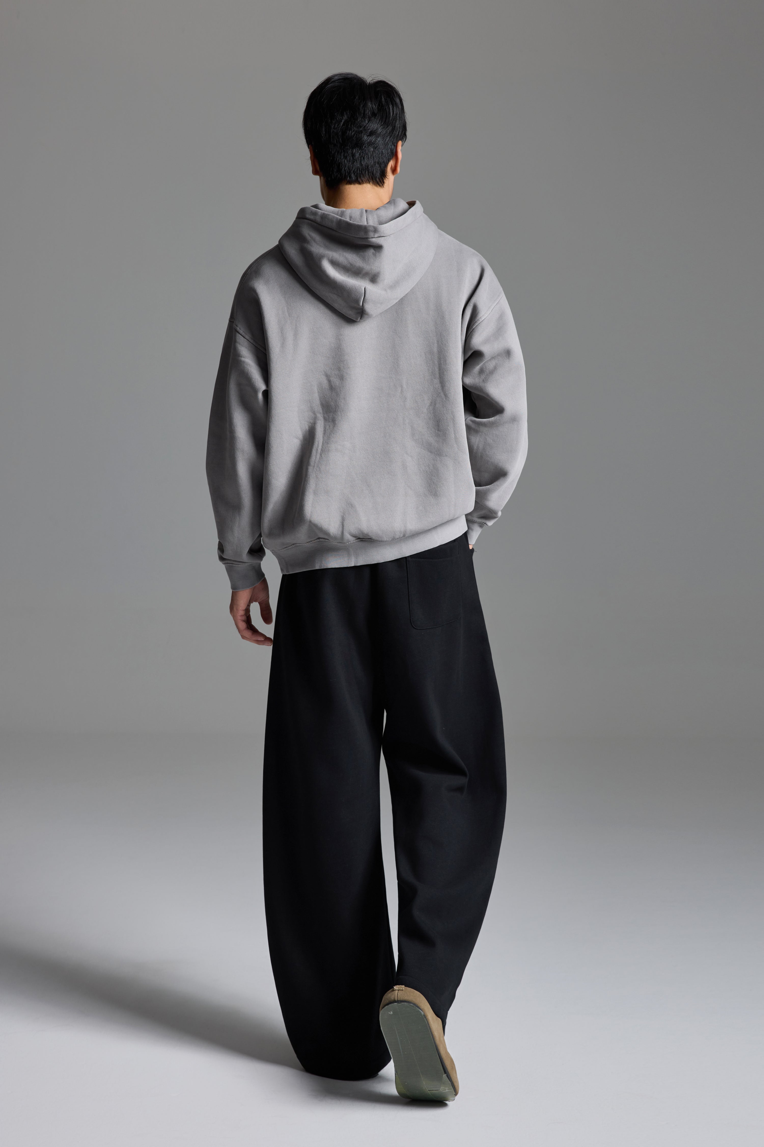 【ゆったり着心地】LINDEN の スウェットパンツ ブラック | おしゃれなスポーツウェア 普段使い