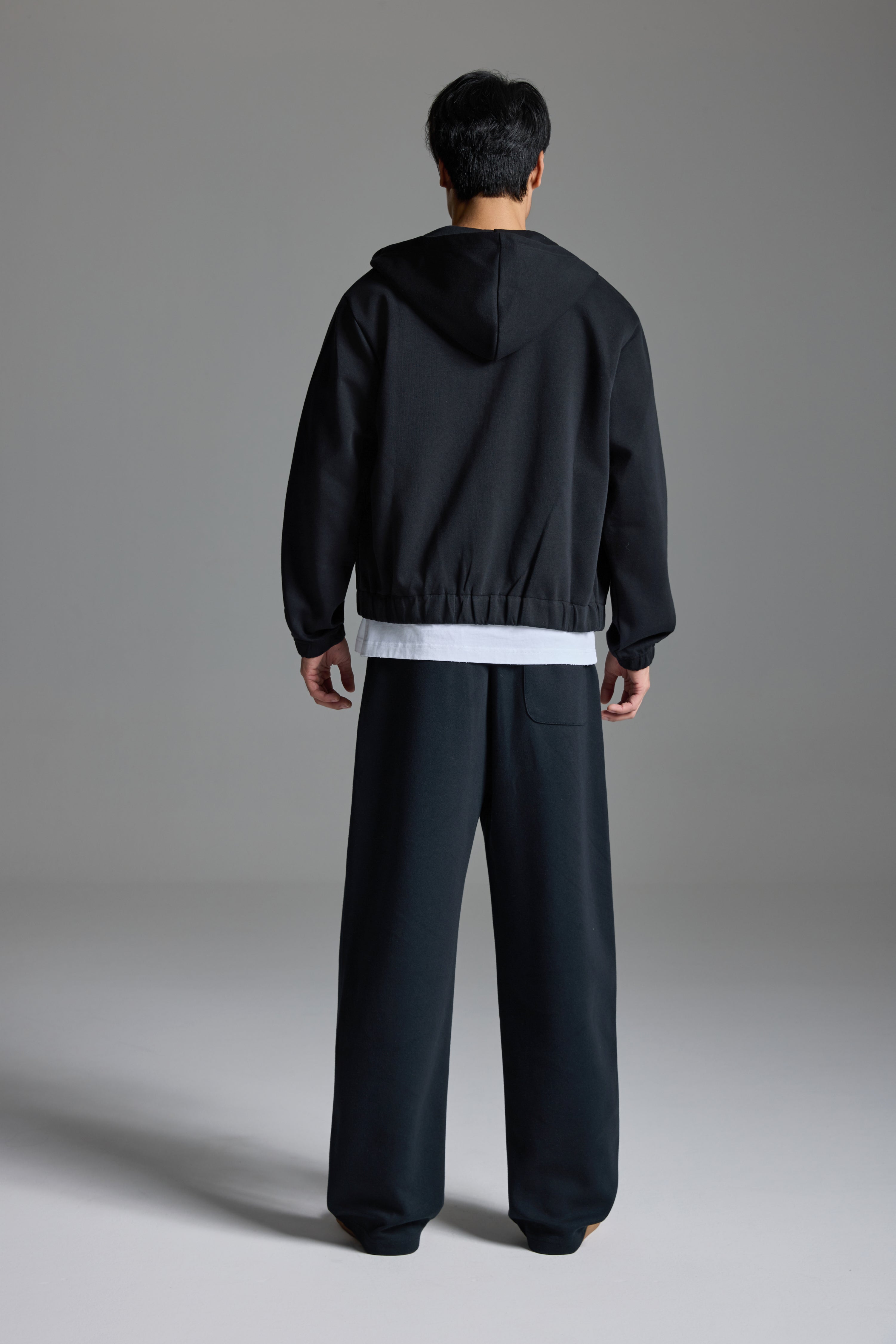 【ゆったりセット】ニットパーカー & スウェットパンツ ブラック セット | 楽なのにおしゃれなお出かけコーデ 統一感のあるストリート