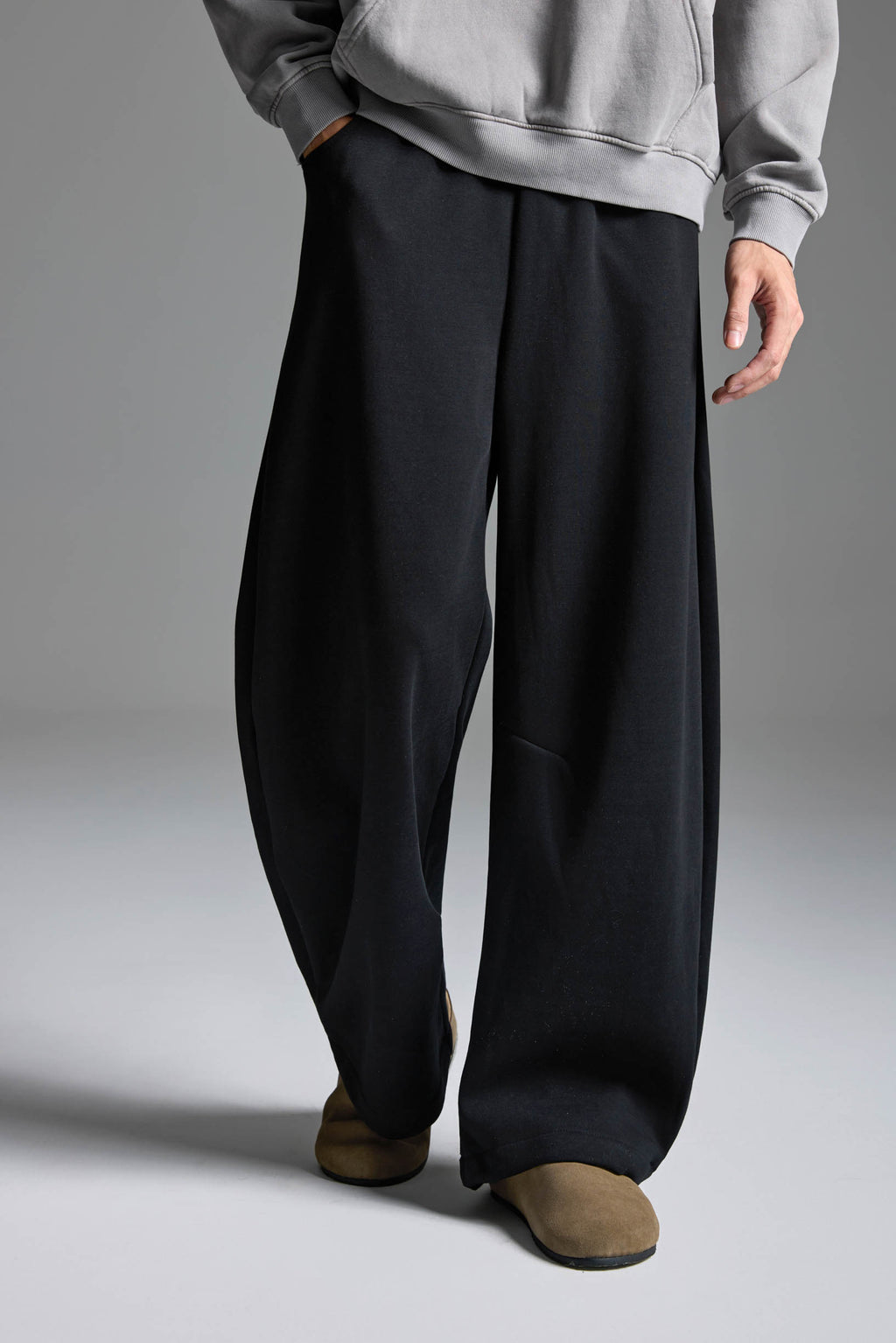 LINDEN バレルスウェットパンツ ブラック