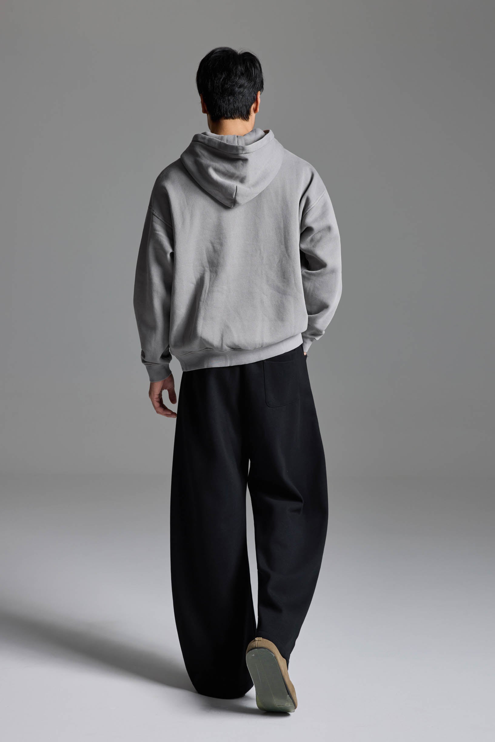 LINDEN バレルスウェットパンツ ブラック