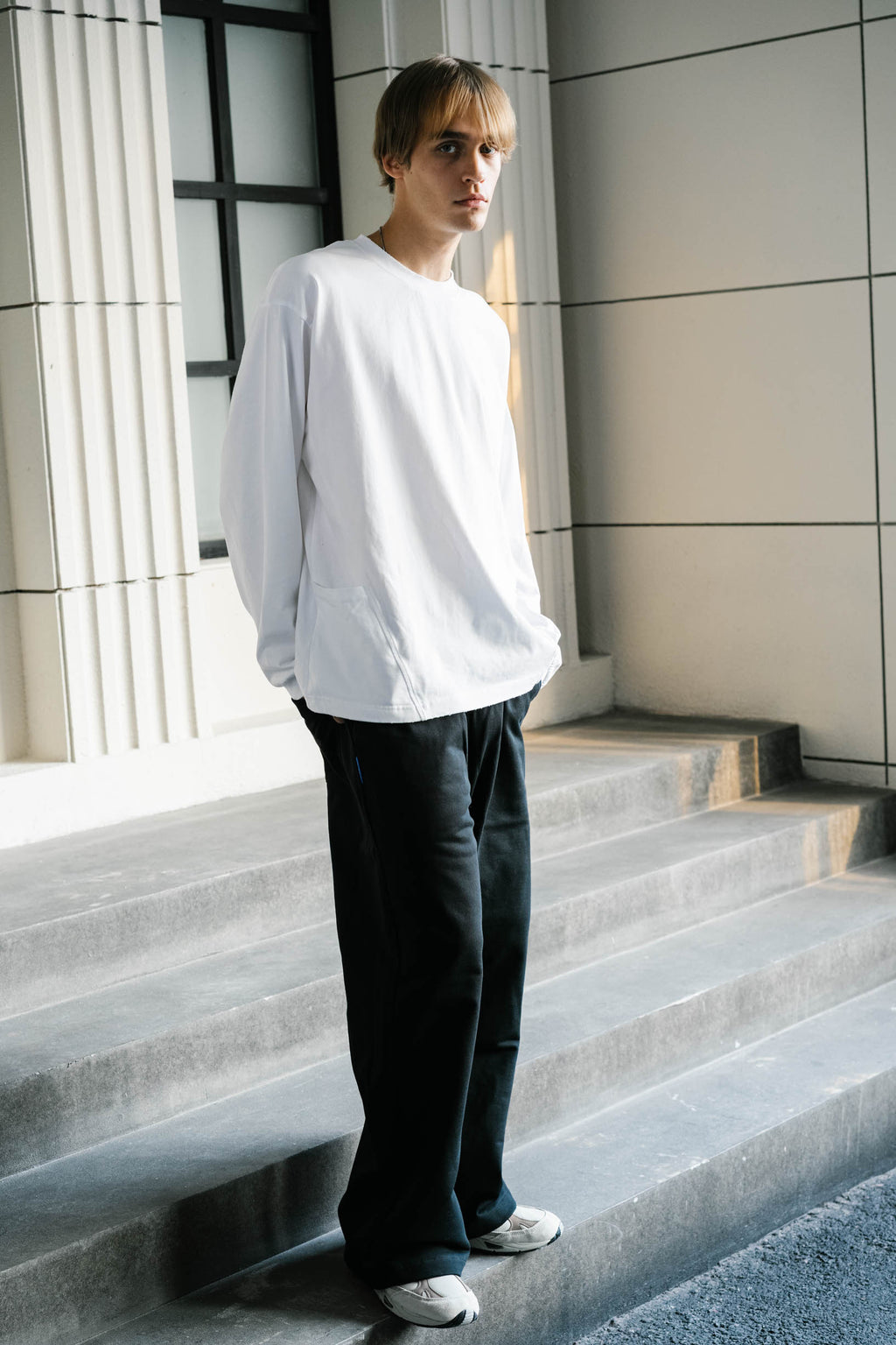 LINDEN ストレートスウェットパンツ ブラック